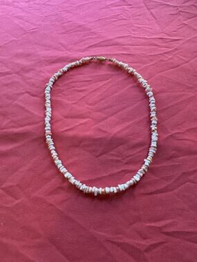 Vintage Peach & White Puka Shell Choker Necklace